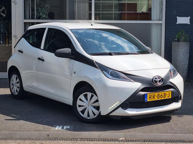 Toyota AYGO 1.0 VVT-i x-fun NAP / AIRCO /