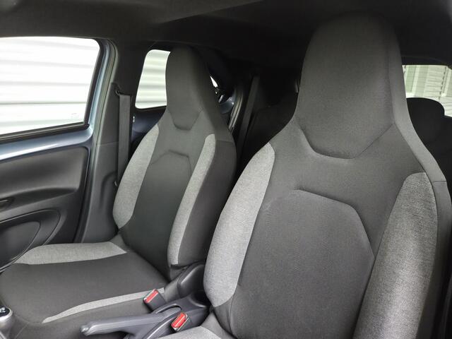 Toyota AYGO X 1.0 VVT-i MT Pulse