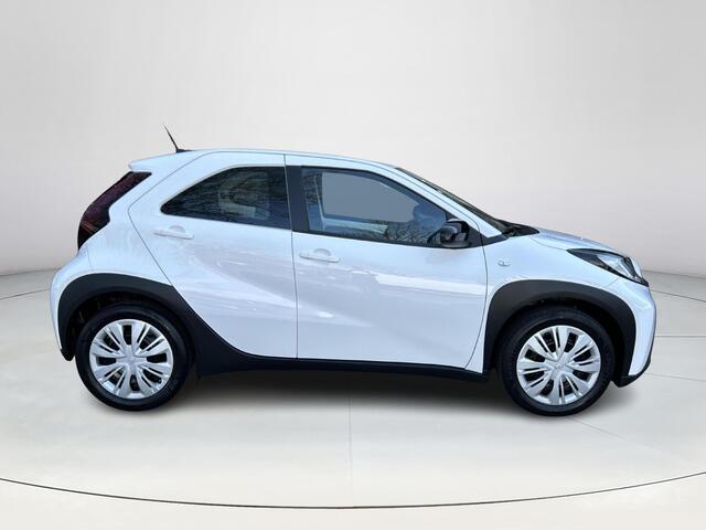 Toyota AYGO X 1.0 VVT-i MT Play