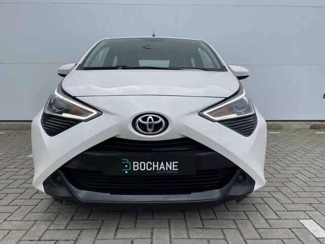 Toyota AYGO 1.0 VVT-i x-play / Navigatie / Camera / Cruise control /