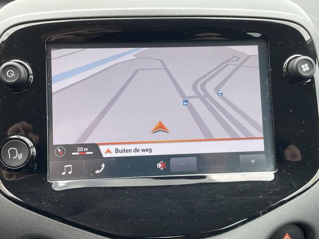 Toyota AYGO 1.0 VVT-i x-play / Navigatie / Camera / Cruise control /