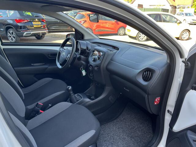 Toyota AYGO 1.0 VVT-i x-fun Dealer Onderhouden