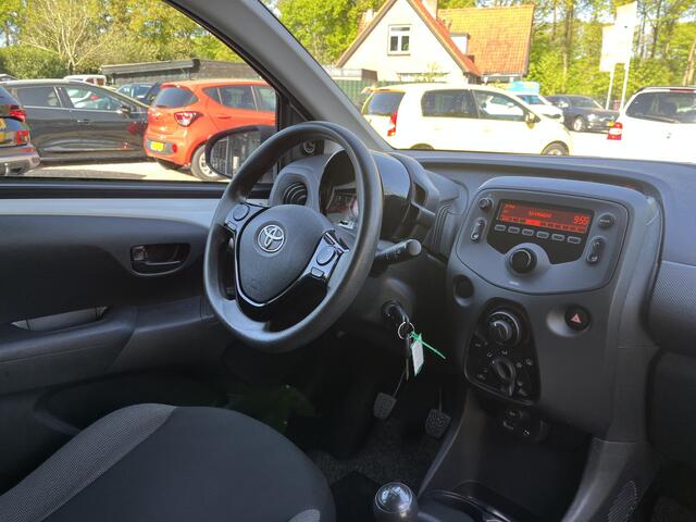 Toyota AYGO 1.0 VVT-i x-fun Dealer Onderhouden