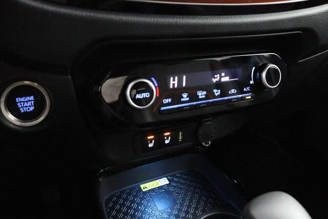 Toyota AYGO X 1.0 VVT-i S-CVT Limited AUTOMAAT | Half lederen bekleding | Stoelverwarming | Navigatie | Jbl Geluidssysteem |