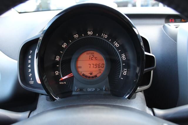 Toyota AYGO 1.0 VVT-i "X-Play - Team-D"