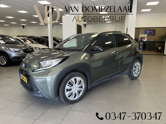 Toyota AYGO X 1.0 VVT-i MT Envy / Climate.C / Stoelverw. / Camera / Pdc V en A