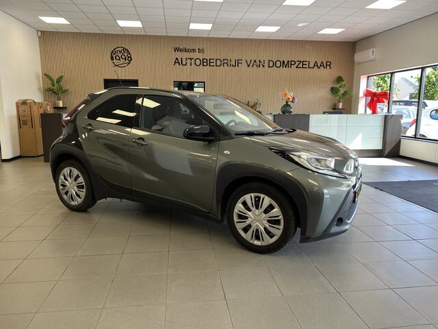Toyota AYGO X 1.0 VVT-i MT Envy / Climate.C / Stoelverw. / Camera / Pdc V en A