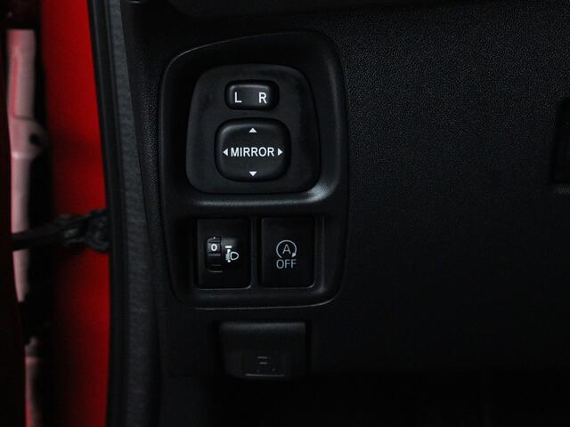 Toyota AYGO 1.0 VVT-i x-play limited