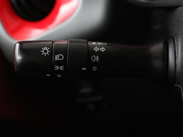Toyota AYGO 1.0 VVT-i x-play limited