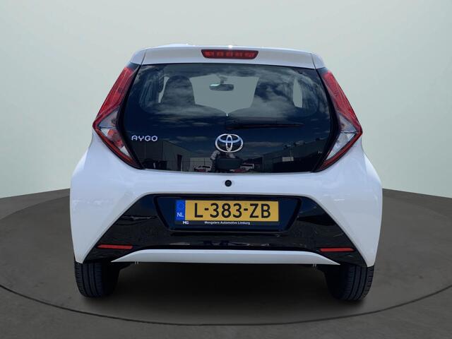 Toyota AYGO 1.0 VVT-i x-play