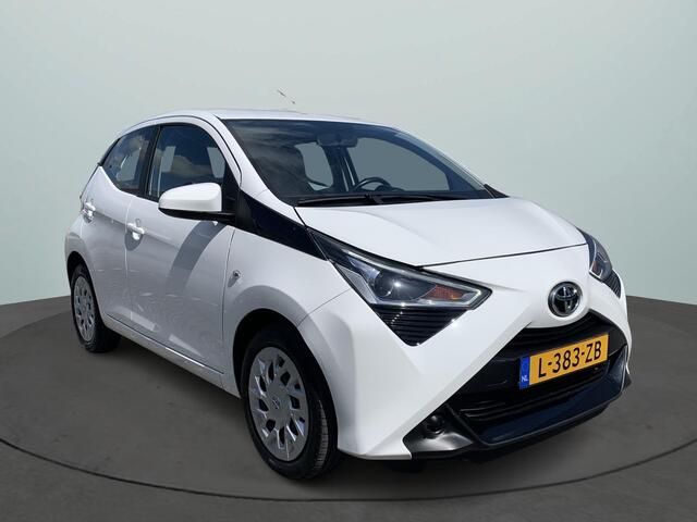 Toyota AYGO 1.0 VVT-i x-play