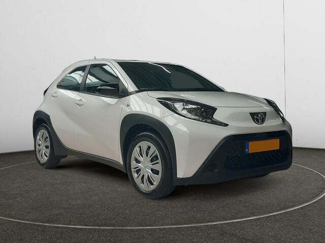 Toyota AYGO X 1.0 VVT-i MT Play | Airco | DAB | Bluetooth | stoelverwarming | achteruitrijcamera |