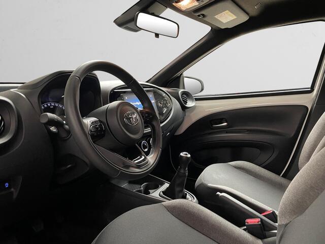 Toyota AYGO X 1.0 VVT-i MT Play | Airco | DAB | Bluetooth | stoelverwarming | achteruitrijcamera |
