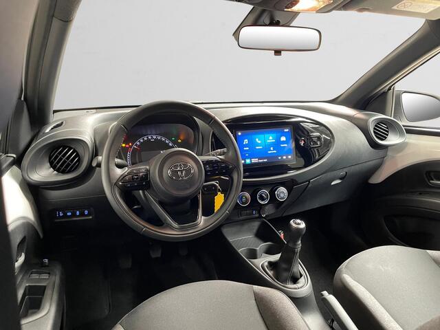 Toyota AYGO X 1.0 VVT-i MT Play | Airco | DAB | Bluetooth | stoelverwarming | achteruitrijcamera |