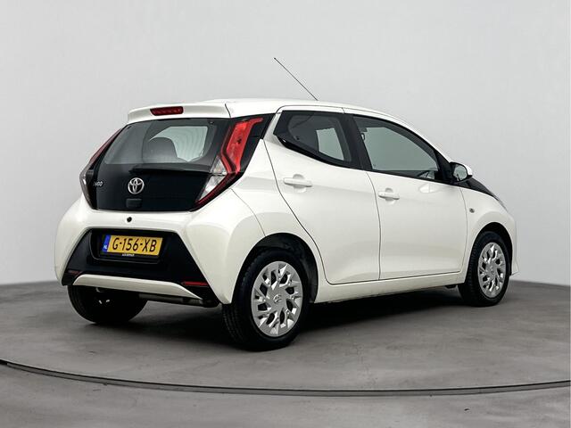Toyota AYGO 1.0 VVT-i x-play limited