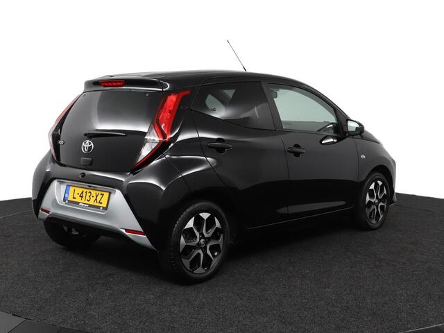 Toyota AYGO 1.0 VVT-i x-joy | Apple Carplay/Android Auto | airco (automatisch) |