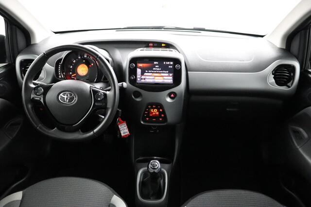 Toyota AYGO 1.0 VVT-i x-joy | Apple Carplay/Android Auto | airco (automatisch) |