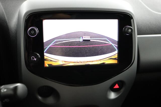 Toyota AYGO 1.0 VVT-i x-joy | Apple Carplay/Android Auto | airco (automatisch) |