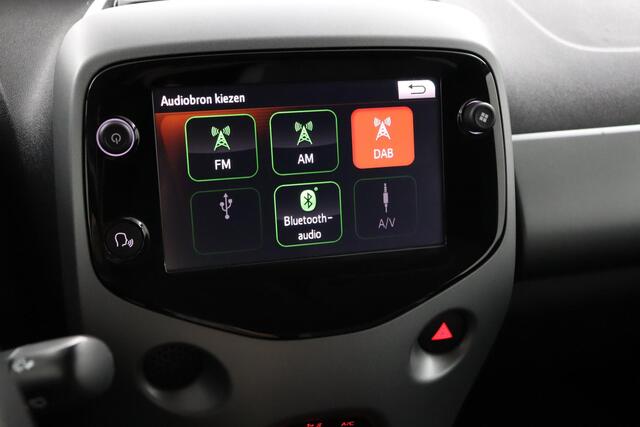 Toyota AYGO 1.0 VVT-i x-joy | Apple Carplay/Android Auto | airco (automatisch) |