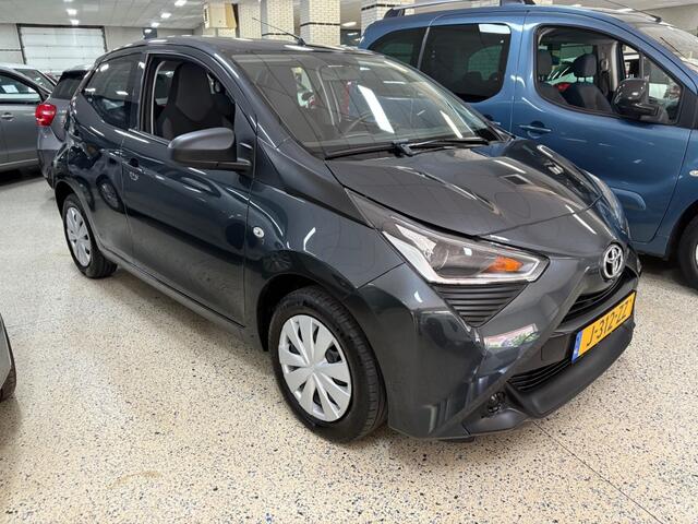 Toyota AYGO 1.0 VVT-I X-FUN / AIRCO / MULTIMEDIA / LED V+A / SPEEDLIMITER