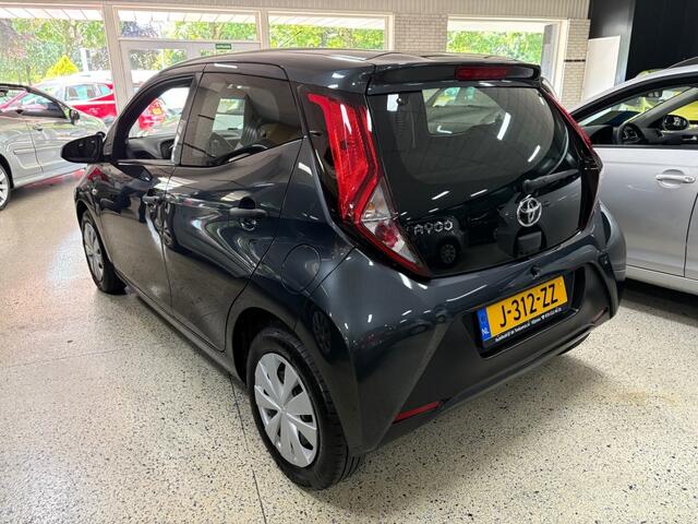 Toyota AYGO 1.0 VVT-I X-FUN / AIRCO / MULTIMEDIA / LED V+A / SPEEDLIMITER