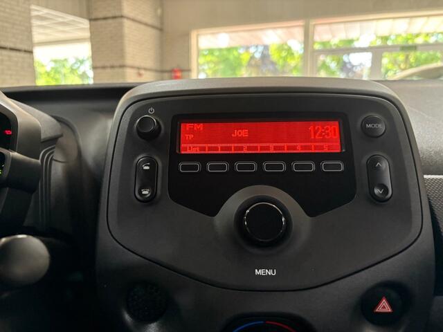 Toyota AYGO 1.0 VVT-I X-FUN / AIRCO / MULTIMEDIA / LED V+A / SPEEDLIMITER