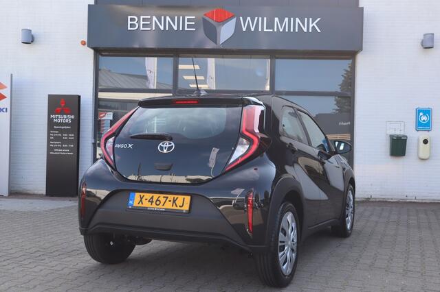 Toyota AYGO 1.0 VVT-i MT Play AdaptiveCruise/Apple/AndroidAuto