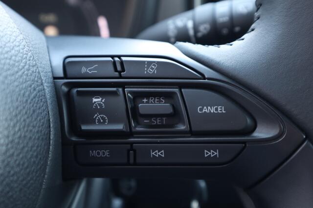 Toyota AYGO 1.0 VVT-i MT Play AdaptiveCruise/Apple/AndroidAuto
