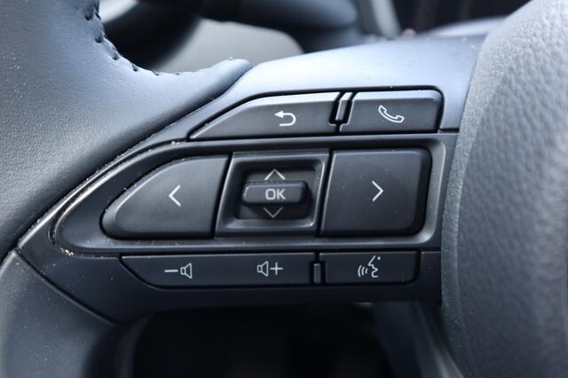 Toyota AYGO 1.0 VVT-i MT Play AdaptiveCruise/Apple/AndroidAuto