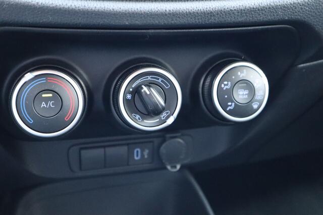 Toyota AYGO 1.0 VVT-i MT Play AdaptiveCruise/Apple/AndroidAuto