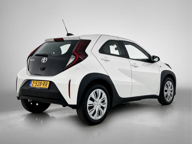 Toyota AYGO X 1.0 VVT-i S-CVT Play