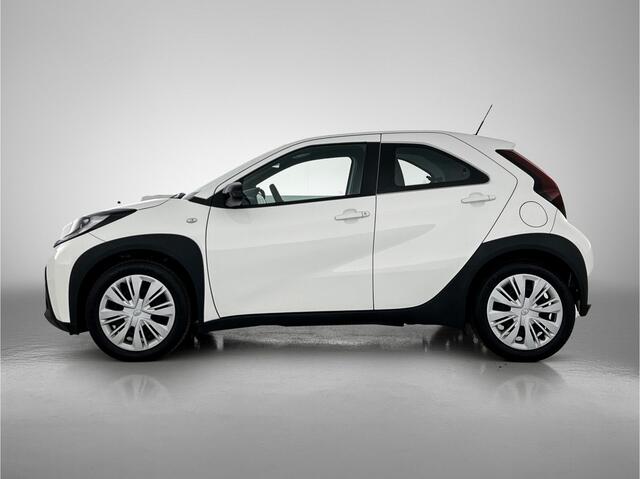 Toyota AYGO X 1.0 VVT-i S-CVT Play