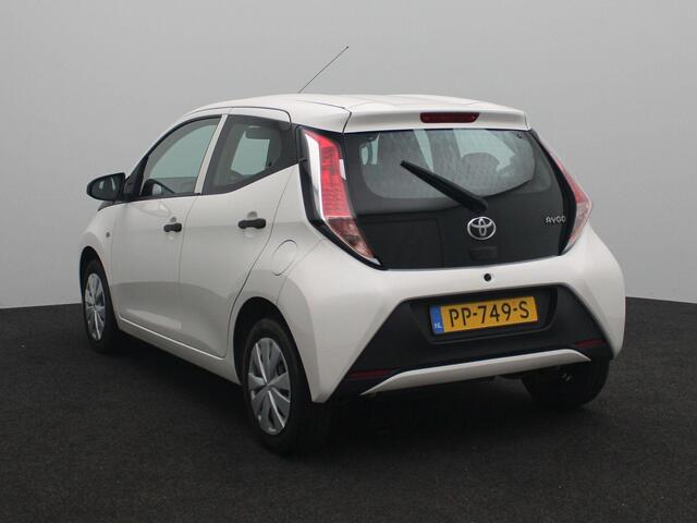 Toyota AYGO 1.0 VVT-i x-now
