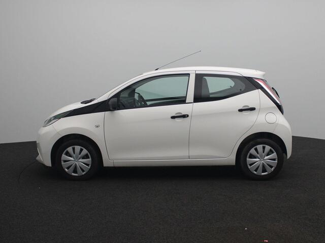 Toyota AYGO 1.0 VVT-i x-now
