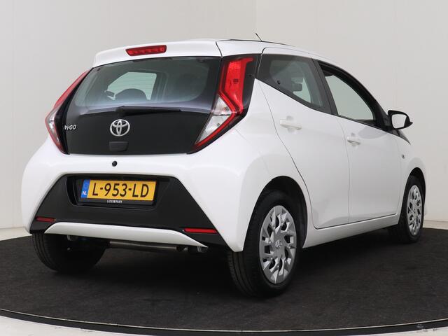 Toyota AYGO 1.0 VVT-i x-play cabrio | Airco | Camera |