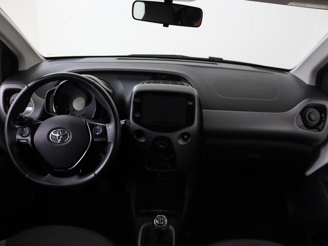 Toyota AYGO 1.0 VVT-i x-play cabrio | Airco | Camera |