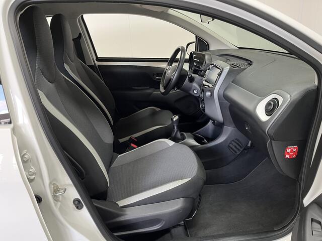 Toyota AYGO 1.0 VVT-i x-play NAP Camera DAB Apple Carplay