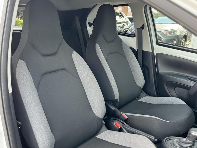 Toyota AYGO X 1.0 VVT-i S-CVT first AUTOMAAT / Apple Carplay - Android Auto