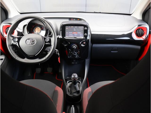Toyota AYGO 1.0 VVT-i x-cite | DAB | Airco | Cam | LMV |