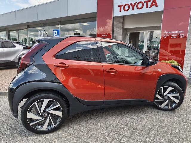 Toyota AYGO 1.0 VVT-i MT Envy | Navi | Draadloze Telefoonlader | Android Aut