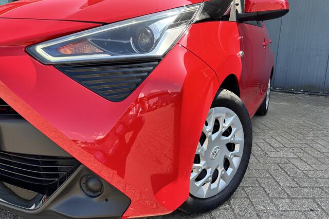 Toyota AYGO 1.0 VVT-i x-play Apple Carplay Android Auto, Camera, Airco
