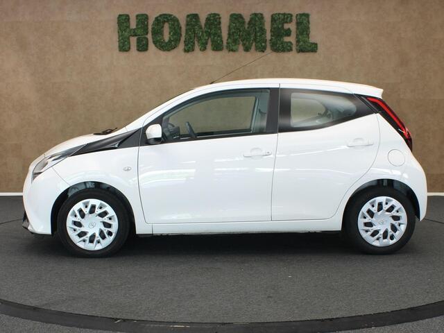 Toyota AYGO 1.0 VVT-i x-play limited - ORIGINEEL NEDERLANDSE AUTO - APPLE CARPLAY & ANDROID AUTO - ACHERUITRIJCAMERA - AIRCO - NAVIGATIE