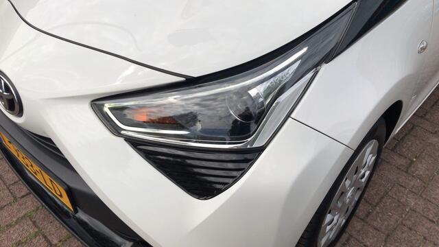 Toyota AYGO 1.0 VVT-i x-play