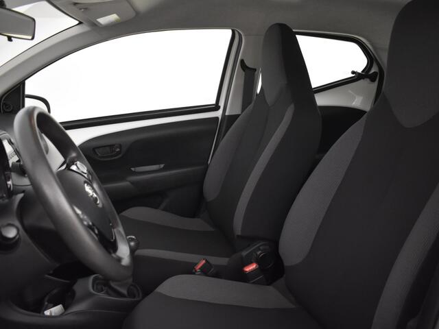 Toyota AYGO 1.0 VVT-i x-fun