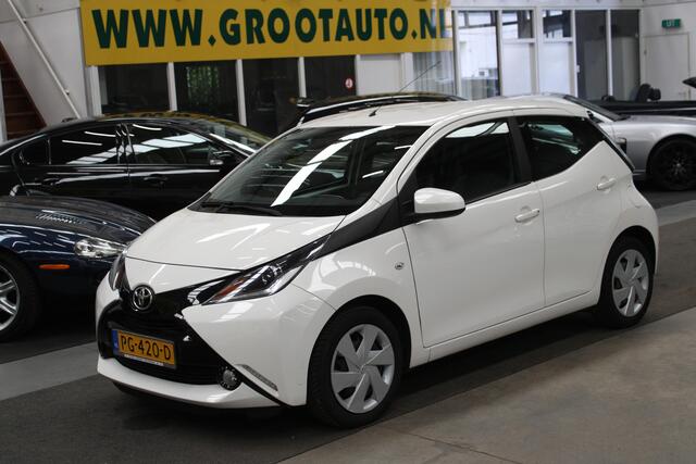 Toyota AYGO 1.0 VVT-i x-play Airco, Isofix, 5 Deurs