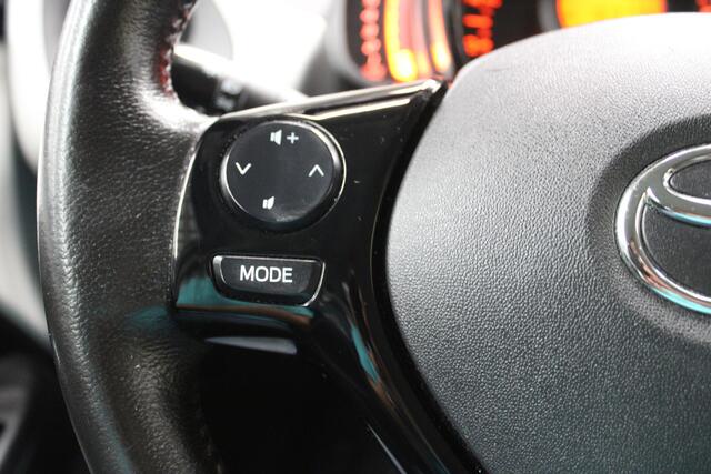 Toyota AYGO 1.0 VVT-i x-play Airco, Isofix, 5 Deurs