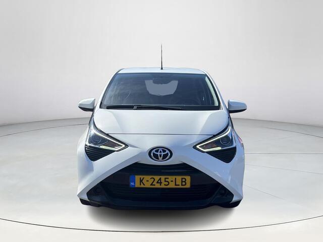 Toyota AYGO 1.0 VVT-i x-play | Apple CarPlay/Android auto | Achteruitrijcamera | Airco