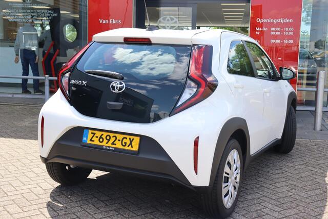Toyota AYGO X 1.0 VVT-i MT Play , Android auto, Apple Carplay