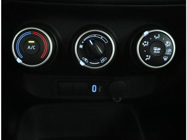 Toyota AYGO X 1.0 VVT-i MT Play | ACC | Apple Carplay & Android Auto | Airconditioning |