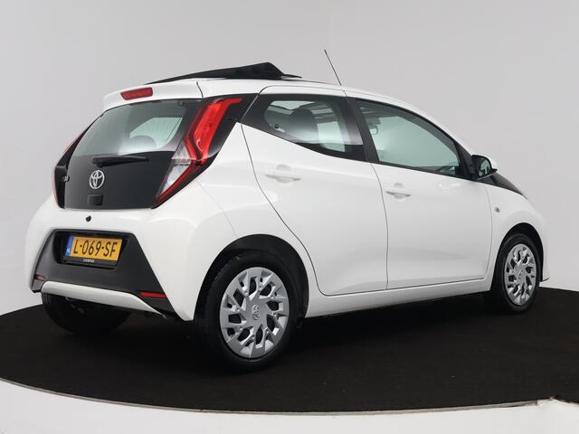 Toyota AYGO 1.0 VVT-i x-play cabrio